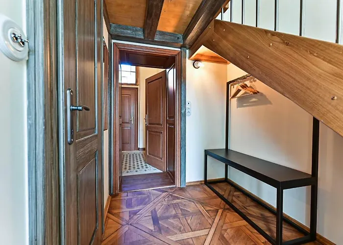 Apartment Nebovidy II - Air Conditioning - Historic City Center